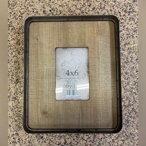 Hobby Lobby Wood and Metal Trim 4x6 Photo Frame